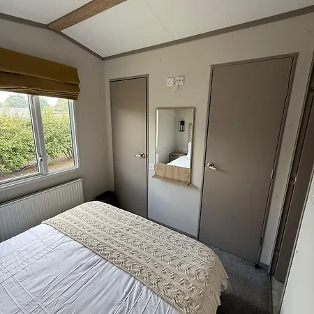 Parkside Retreats * Kirby Misperton