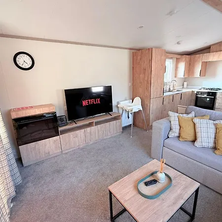 Parkside Retreats * Kirby Misperton