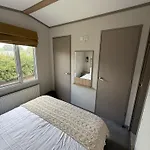 Parkside Retreats * Kirby Misperton